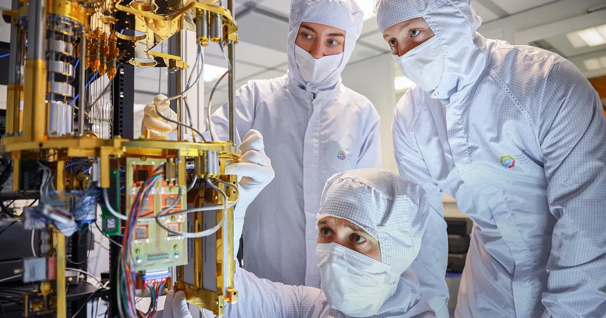Apple Hardens iMessage Against Quantum Computing Threats