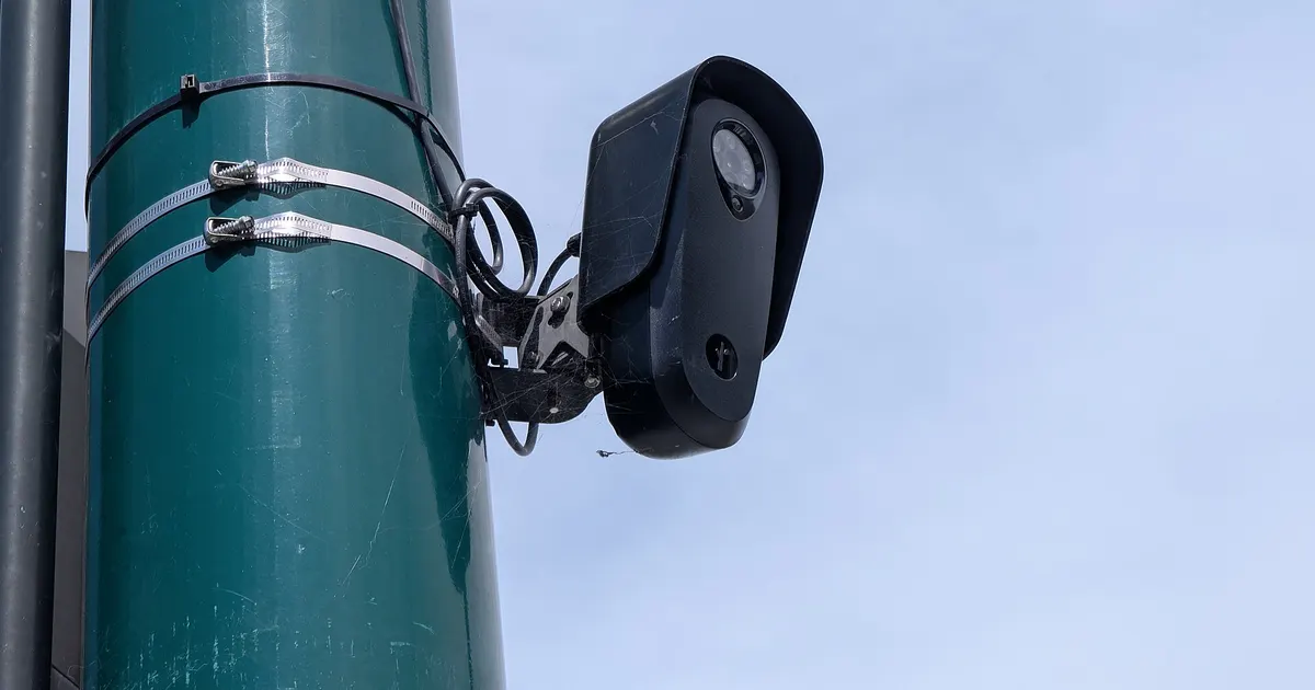 Hackers Cracked Open a Flock Camera and Found It Watching People Too